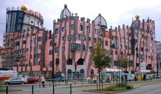 Grüne Zitadelle Magdeburg.
Das letzte von Hundertwasser entworfene Bauwerk.
